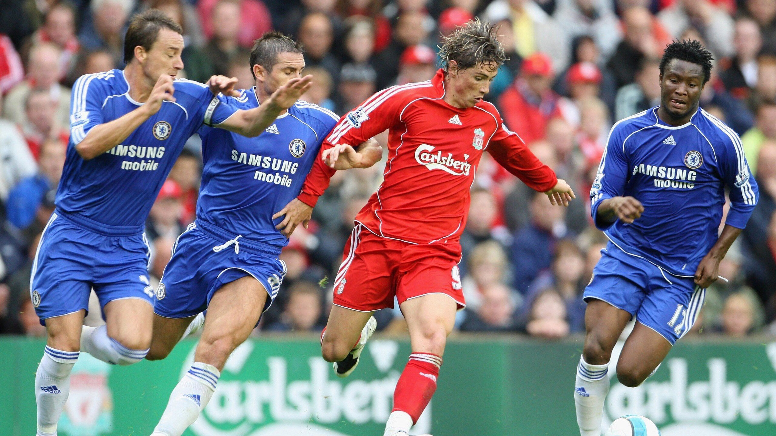 F1街道赛之夜，东契奇扛起全队，当轰鸣赛道遇见孤胆英雄